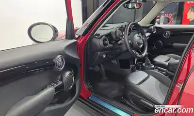 Mini Cooper 2016 2.0 автомат (гидро), миниатюра 10