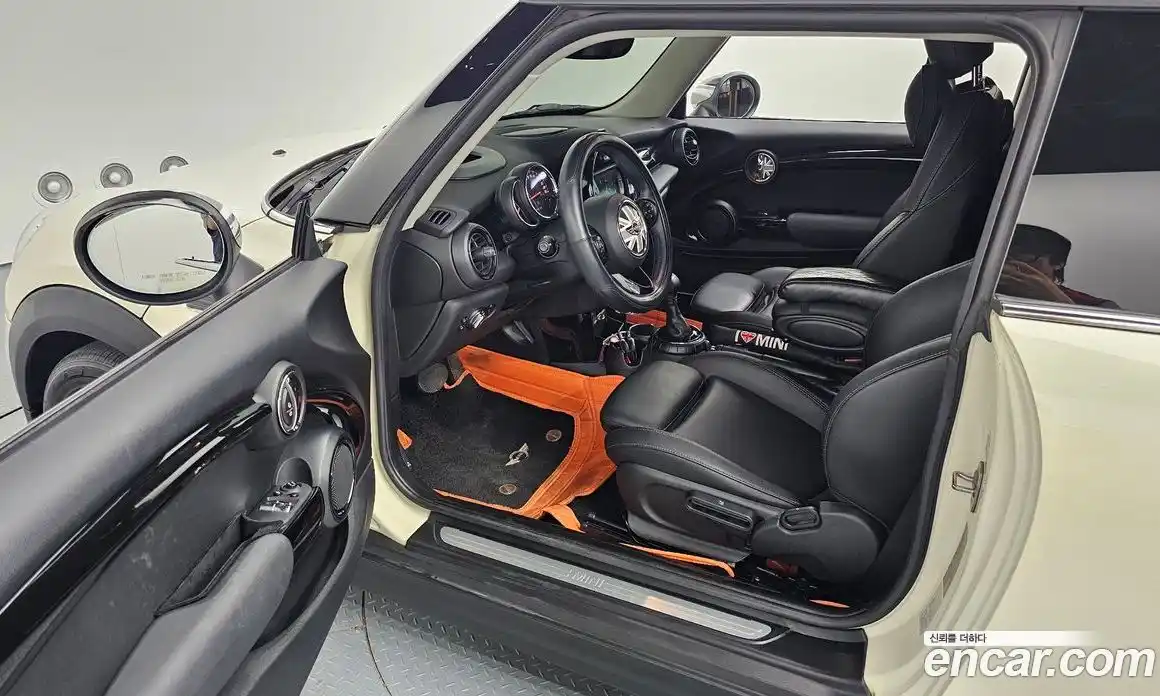 Mini Cooper 2017 1.5 автомат (гидро), фото 12
