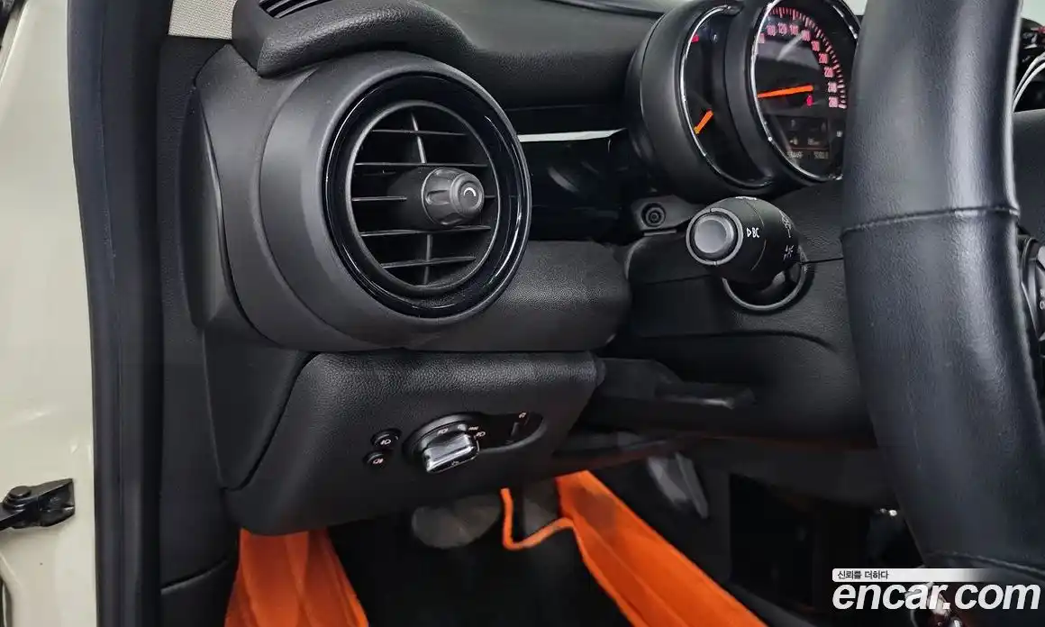Mini Cooper 2017 1.5 автомат (гидро), фото 15