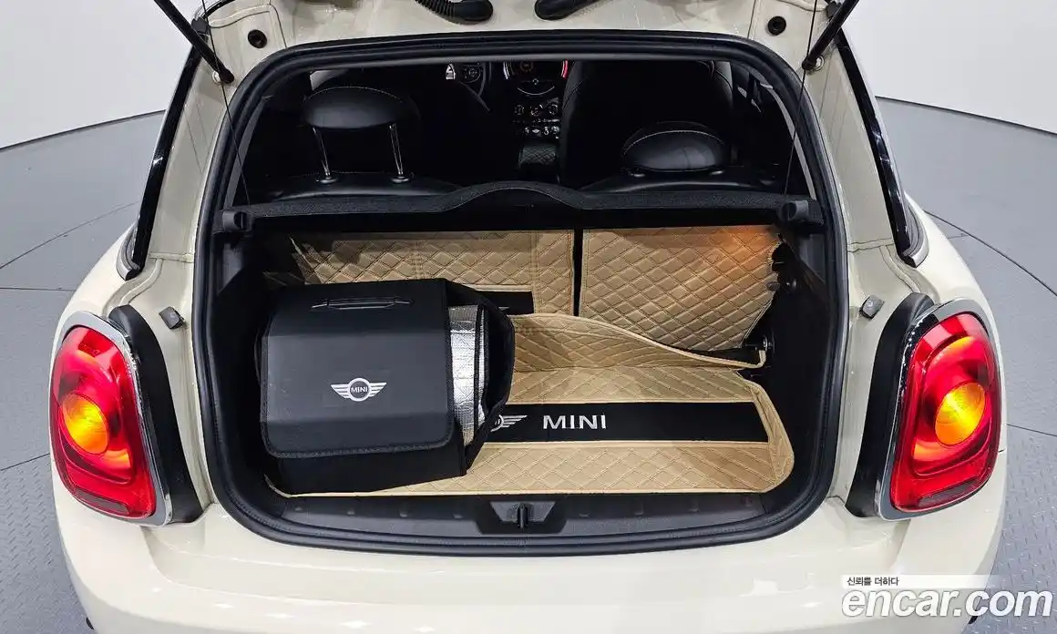 Mini Cooper 2017 1.5 автомат (гидро), фото 25