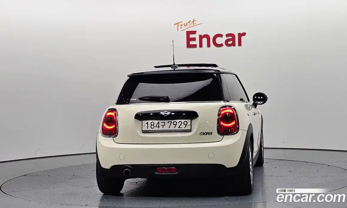 Mini Cooper 2017 1.5 автомат (гидро), фото 3