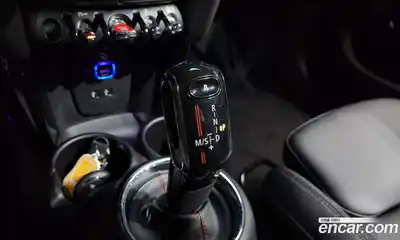 Mini Cooper 2019 2.0 автомат (гидро), миниатюра 11