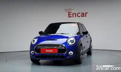 Mini Cooper 2019 2.0 автомат (гидро), миниатюра 2