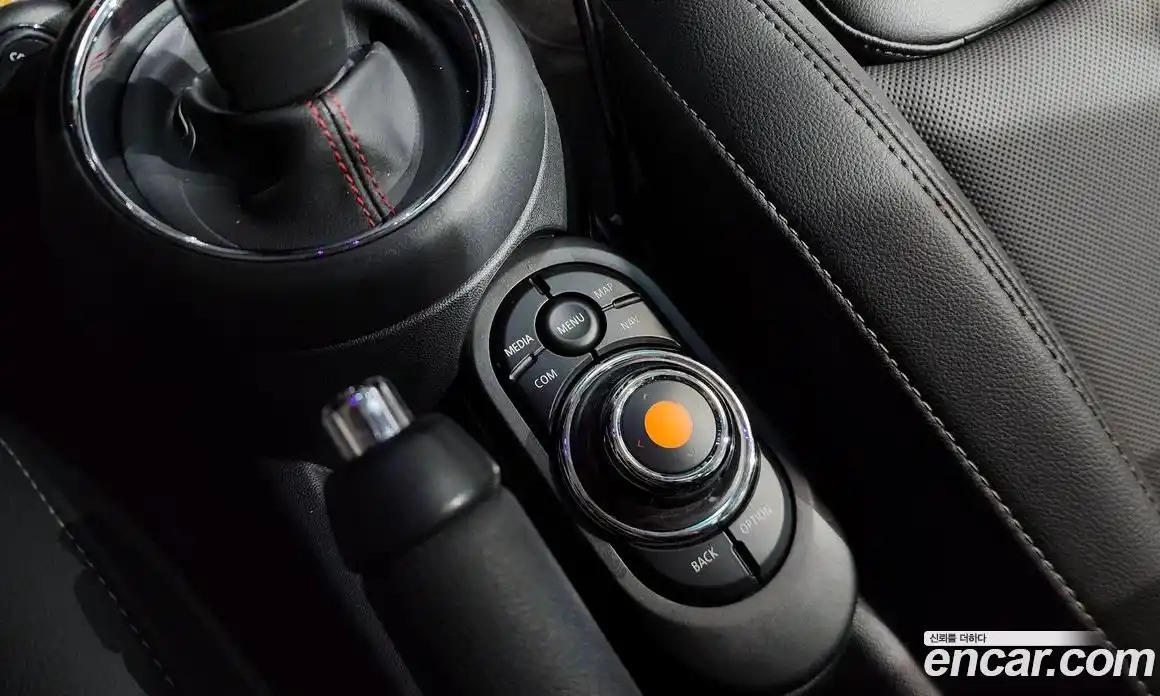 Mini Cooper 2019 2.0 автомат (гидро), фото 27