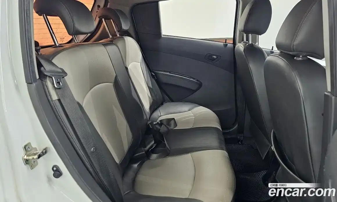 Chevrolet Spark 2012 1.0 автомат (гидро), фото 12