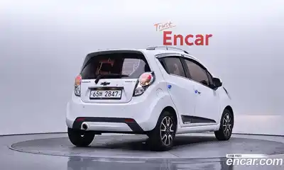 Chevrolet Spark 2012 1.0 автомат (гидро), миниатюра 2