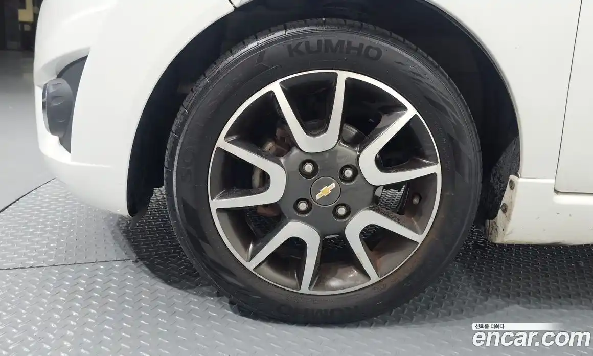 Chevrolet Spark 2012 1.0 автомат (гидро), фото 5