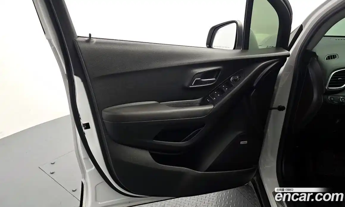 Chevrolet Trax 2017 1.4 автомат (гидро), фото 14