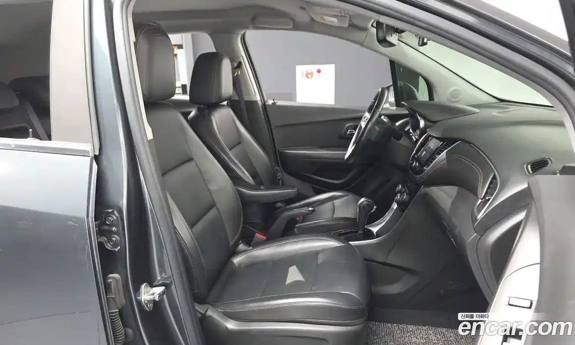 Chevrolet Trax 2018 1.6 автомат (гидро), фото 17
