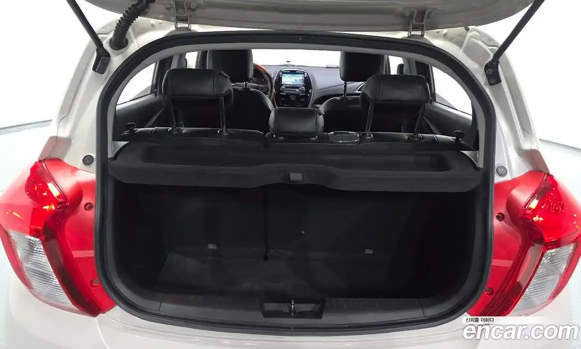 Chevrolet Spark 2019 1.0 автомат (гидро), фото 18