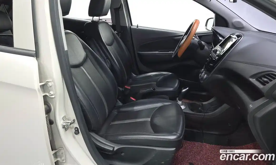 Chevrolet Spark 2019 1.0 автомат (гидро), фото 6