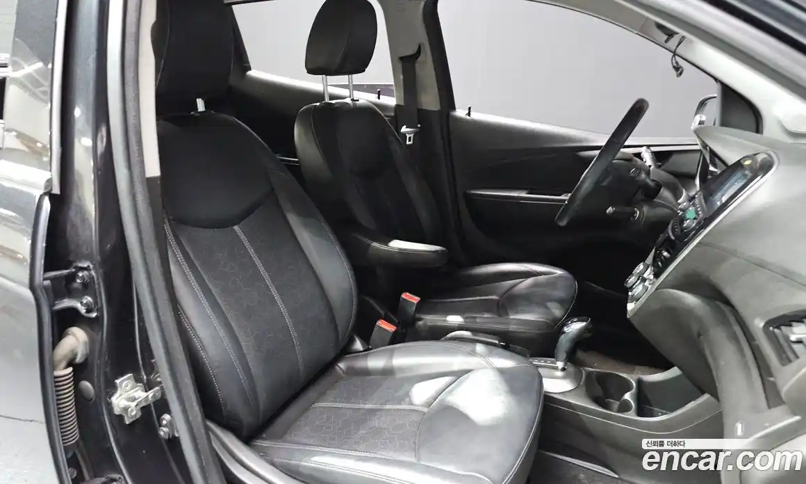 Chevrolet Spark 2015 1.0 автомат (гидро), фото 16
