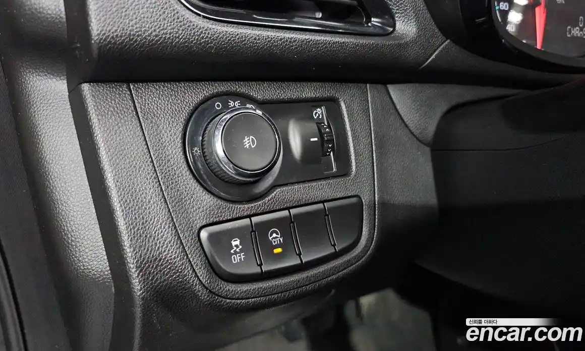 Chevrolet Spark 2015 1.0 автомат (гидро), фото 22