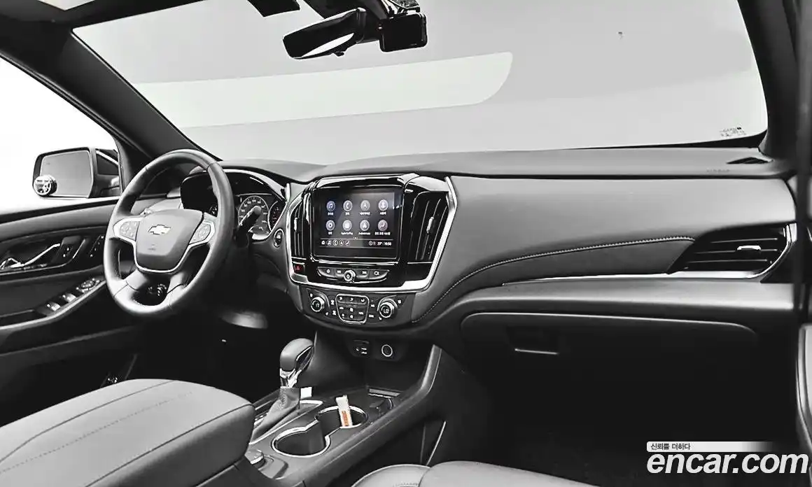 Chevrolet Traverse 2023 3.6 автомат (гидро), фото 9