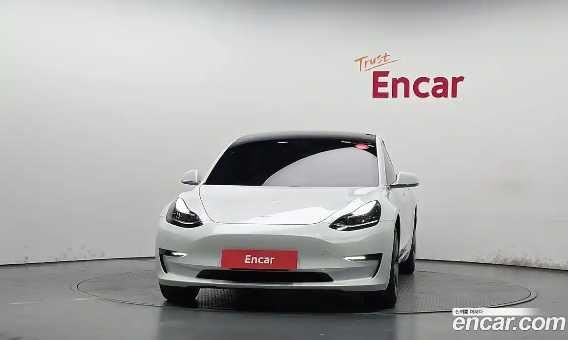 Tesla Model 3 2020 0.2 автомат (гидро), фото 3 Tesla Model 3 2020 0.2 автомат (гидро), фото 3
