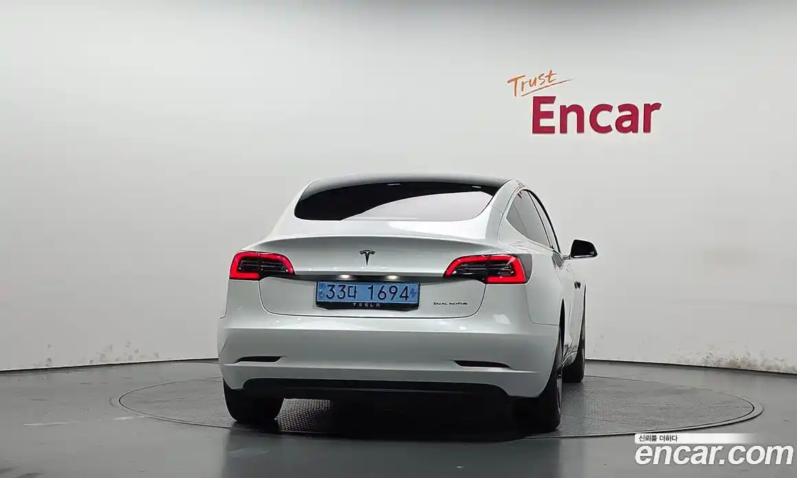 Tesla Model 3 2020 0.2 автомат (гидро), фото 4 Tesla Model 3 2020 0.2 автомат (гидро), фото 4