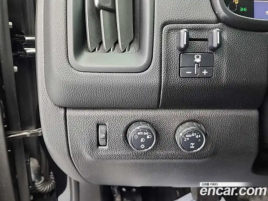 Chevrolet Colorado 2020 3.6 автомат (гидро), фото 17