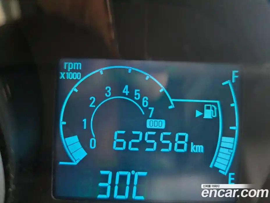 Chevrolet Spark 2013 1.0 автомат (гидро), фото 14