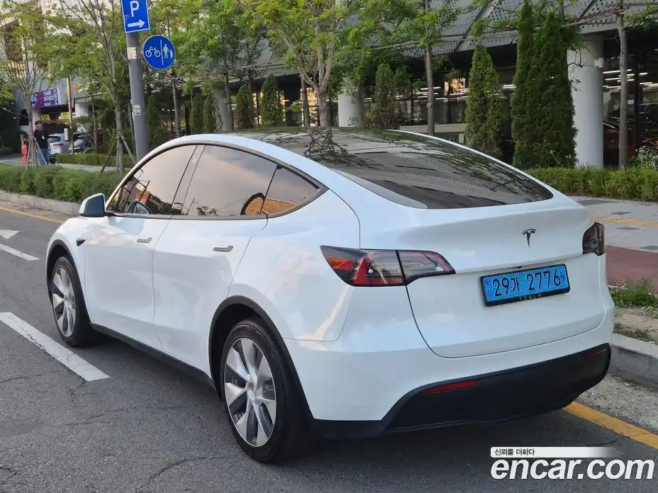 Tesla Model Y 2024 0.3 автомат (гидро), фото 36 Tesla Model Y 2024 0.3 автомат (гидро), фото 36
