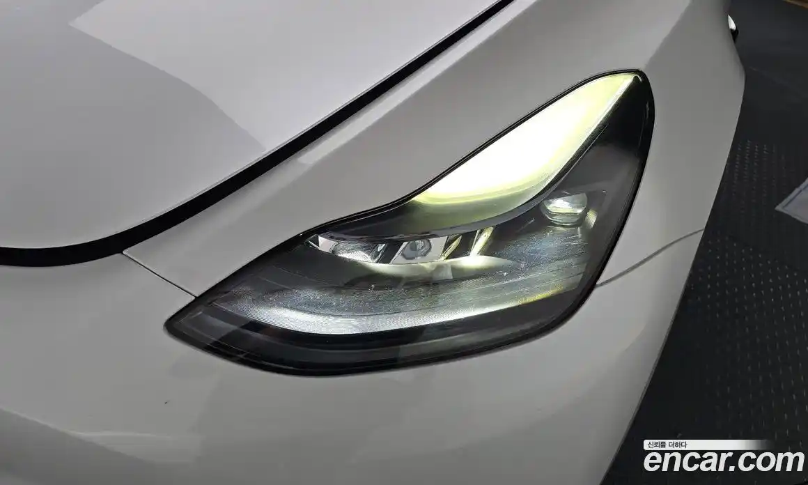 Tesla Model Y 2024 0.3 автомат (гидро), фото 8 Tesla Model Y 2024 0.3 автомат (гидро), фото 8