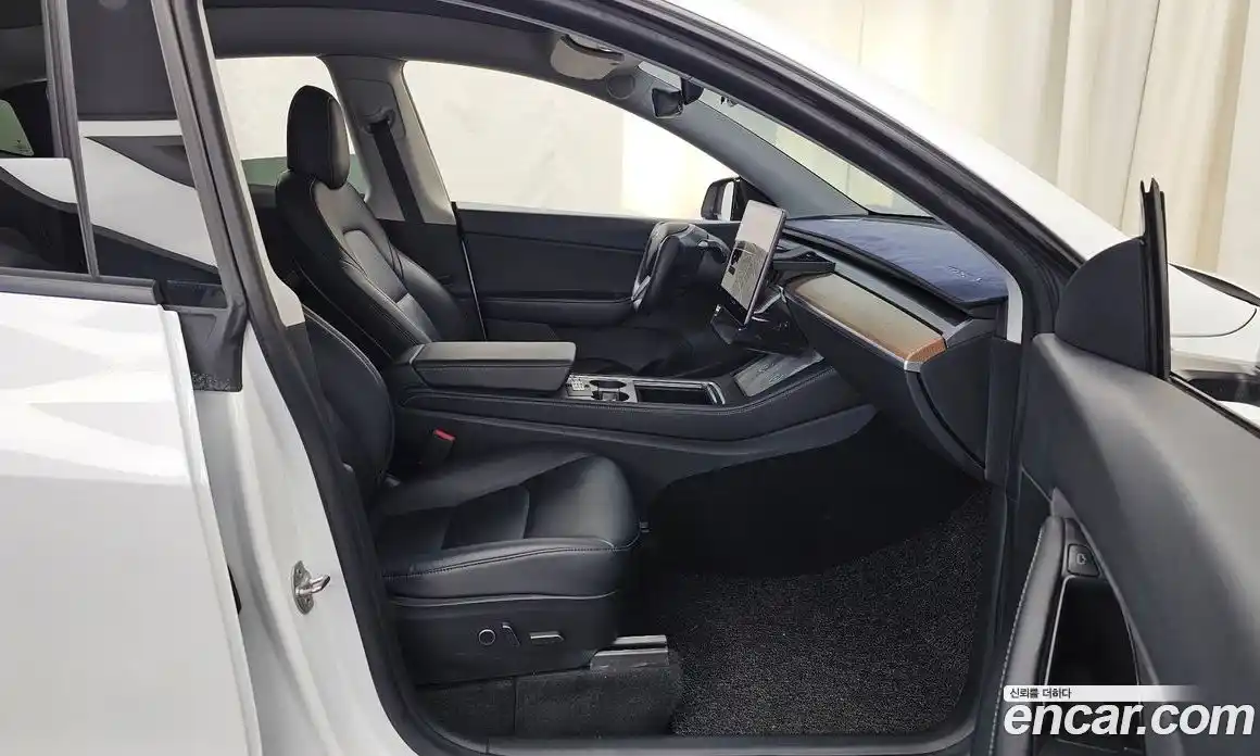Tesla Model Y 2021 0.2 автомат (гидро), фото 11 Tesla Model Y 2021 0.2 автомат (гидро), фото 11