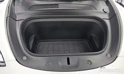 Tesla Model Y 2021 0.2 автомат (гидро), миниатюра 6 Tesla Model Y 2021 0.2 автомат (гидро), миниатюра 6
