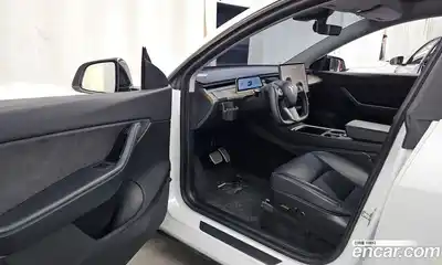 Tesla Model Y 2021 0.2 автомат (гидро), миниатюра 10 Tesla Model Y 2021 0.2 автомат (гидро), миниатюра 10