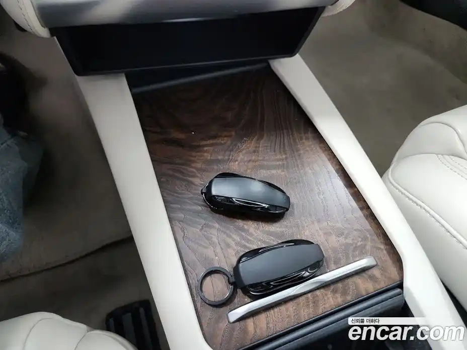 Tesla Model S 2017 1.0 автомат (гидро), фото 15 Tesla Model S 2017 1.0 автомат (гидро), фото 15