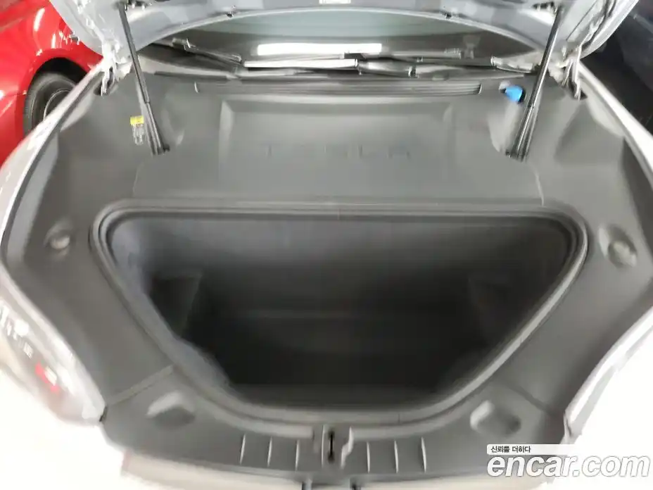 Tesla Model S 2017 1.0 автомат (гидро), фото 18 Tesla Model S 2017 1.0 автомат (гидро), фото 18