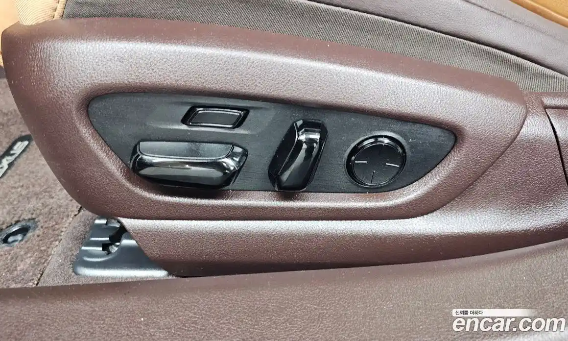 Lexus ES 2018 2.5 автомат (гидро), фото 16 Lexus ES 2018 2.5 автомат (гидро), фото 16