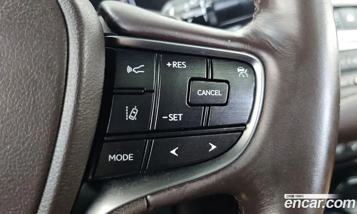 Lexus ES 2018 2.5 автомат (гидро), фото 24 Lexus ES 2018 2.5 автомат (гидро), фото 24