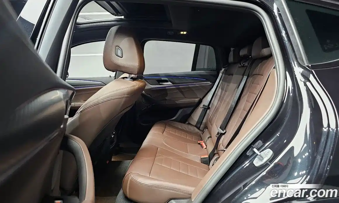 BMW X4 2025 2.0 автомат (гидро), фото 18
