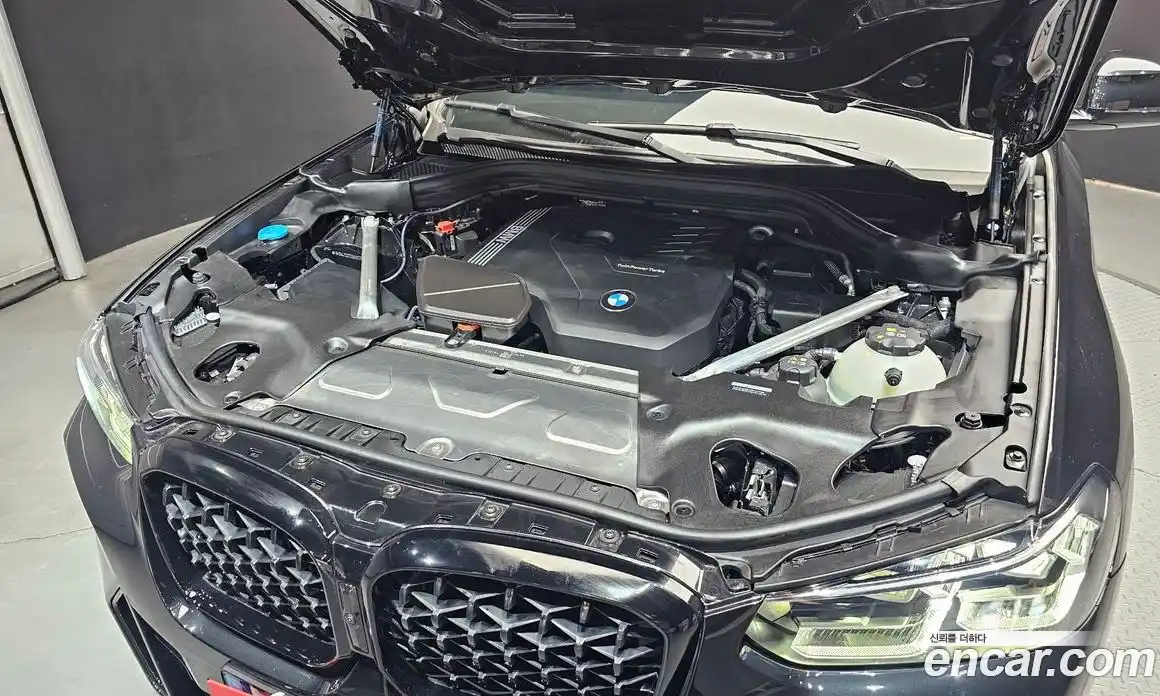 BMW X4 2025 2.0 автомат (гидро), фото 6