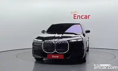 BMW 7 серия 2025 3.0 автомат (гидро), миниатюра 3