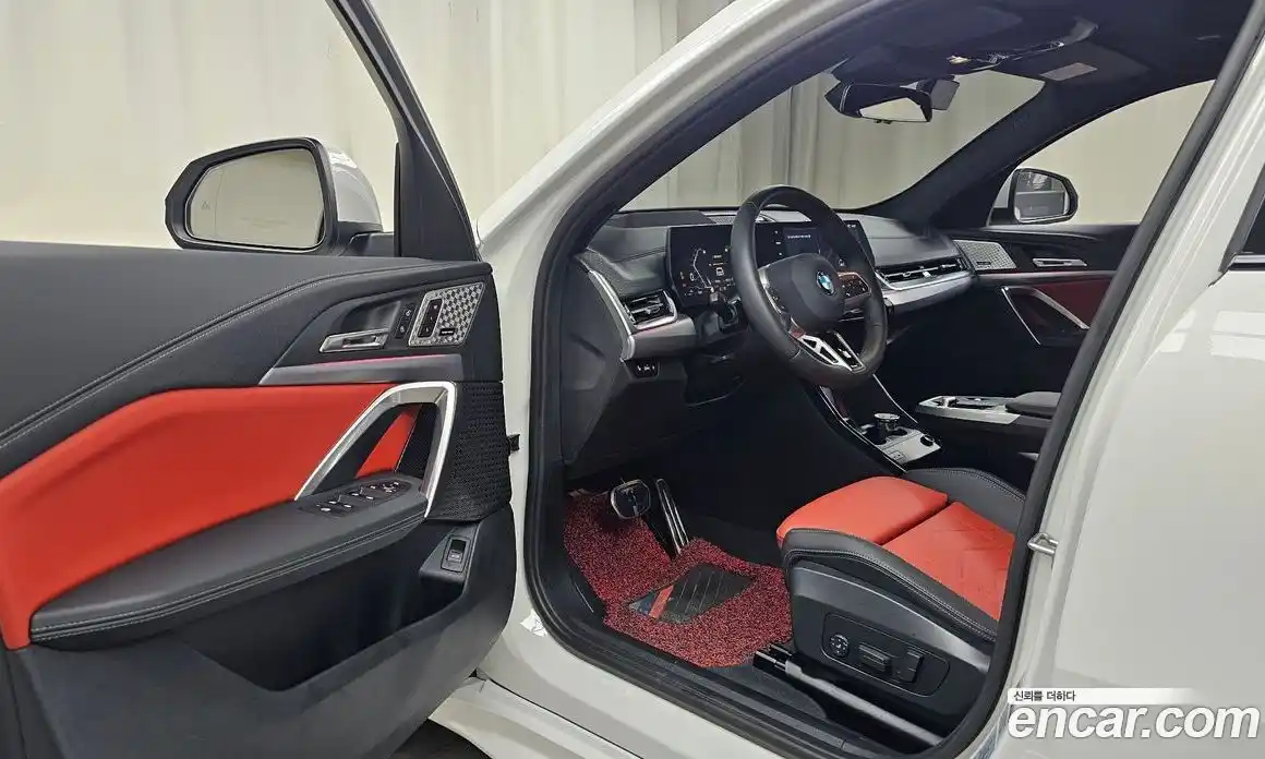 BMW X2 2025 2.0 автомат (гидро), фото 13