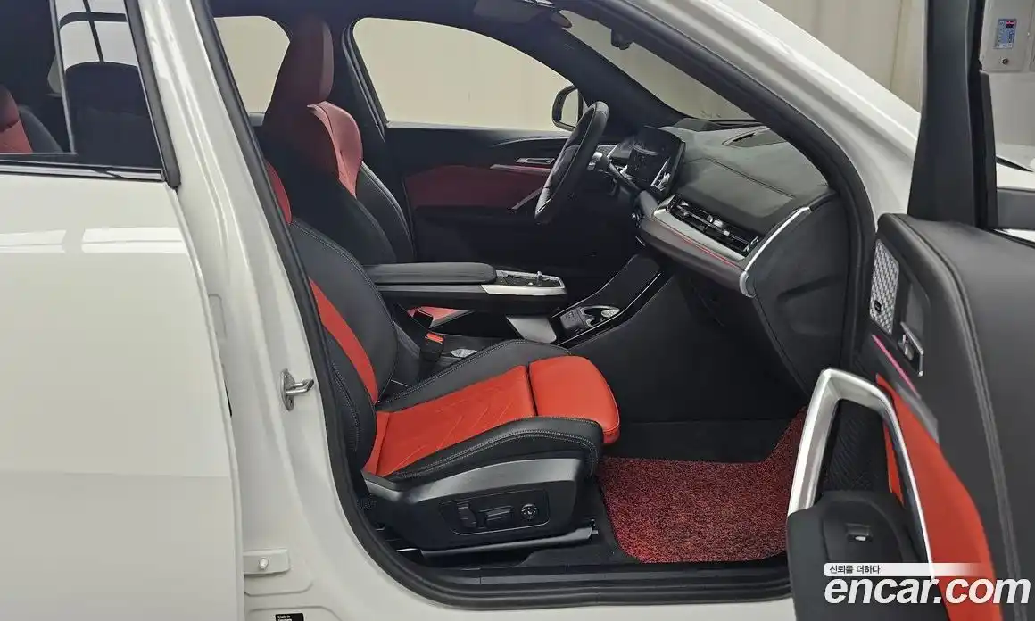 BMW X2 2025 2.0 автомат (гидро), фото 16