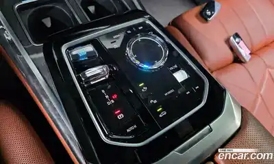 BMW i7 2023 0.3 автомат (гидро), миниатюра 12