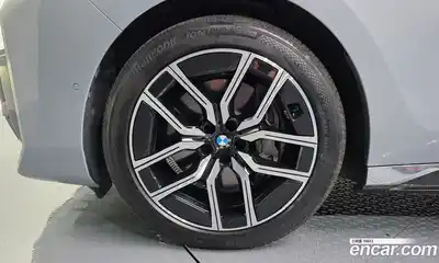 BMW i7 2023 0.3 автомат (гидро), миниатюра 5