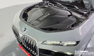BMW i7 2023 0.3 автомат (гидро), миниатюра 6