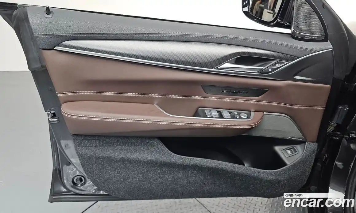 BMW 6 серия 2024 2.0 автомат (гидро), фото 14