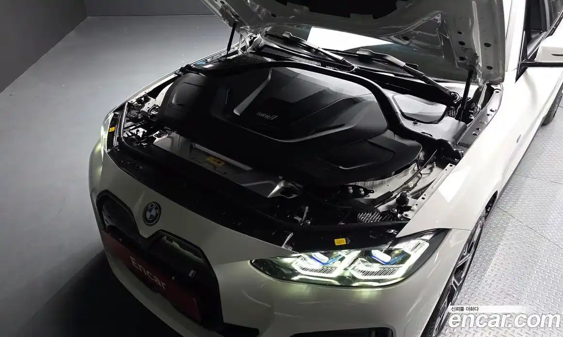 BMW i4 2024 0.2 автомат (гидро), фото 6