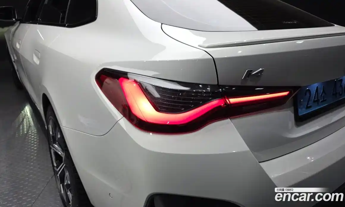 BMW i4 2024 0.2 автомат (гидро), фото 9