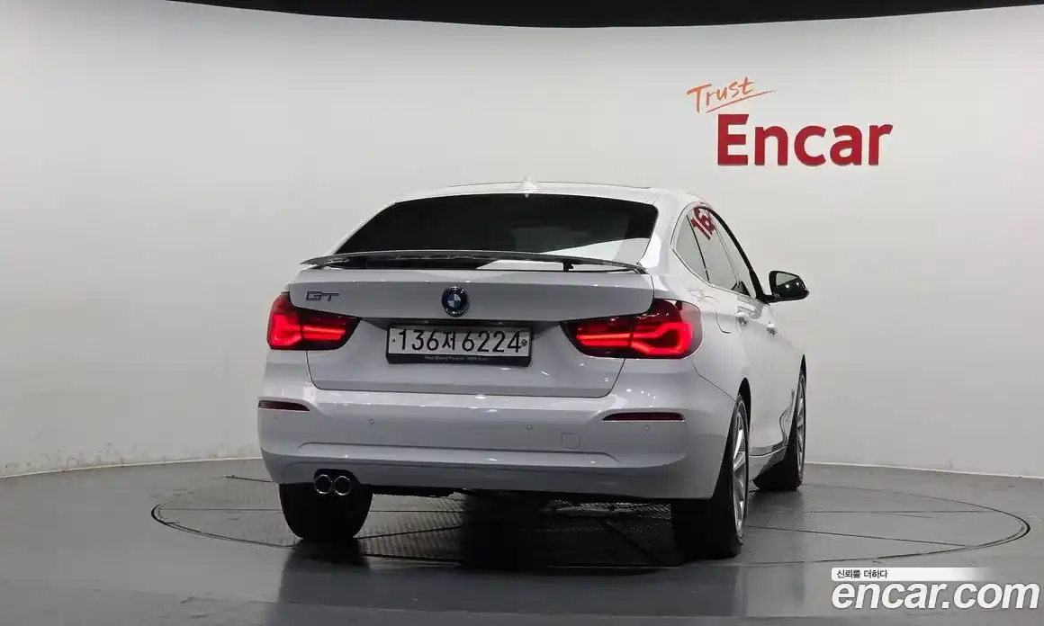 BMW 3 серия 2020 2.0 автомат (гидро), фото 4