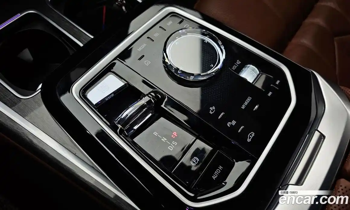 BMW 7 серия 2024 3.0 автомат (гидро), фото 11