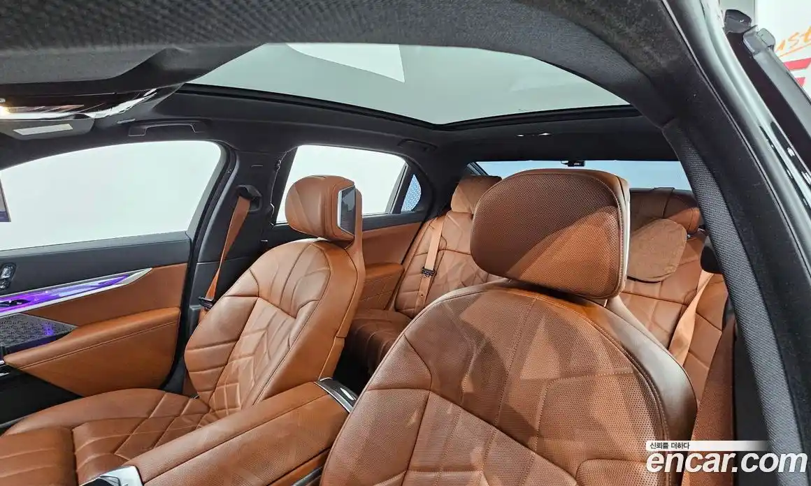 BMW 7 серия 2024 3.0 автомат (гидро), фото 23