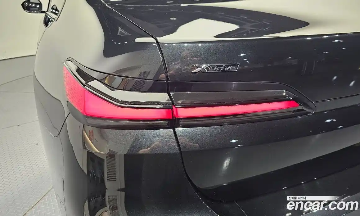 BMW 7 серия 2024 3.0 автомат (гидро), фото 8
