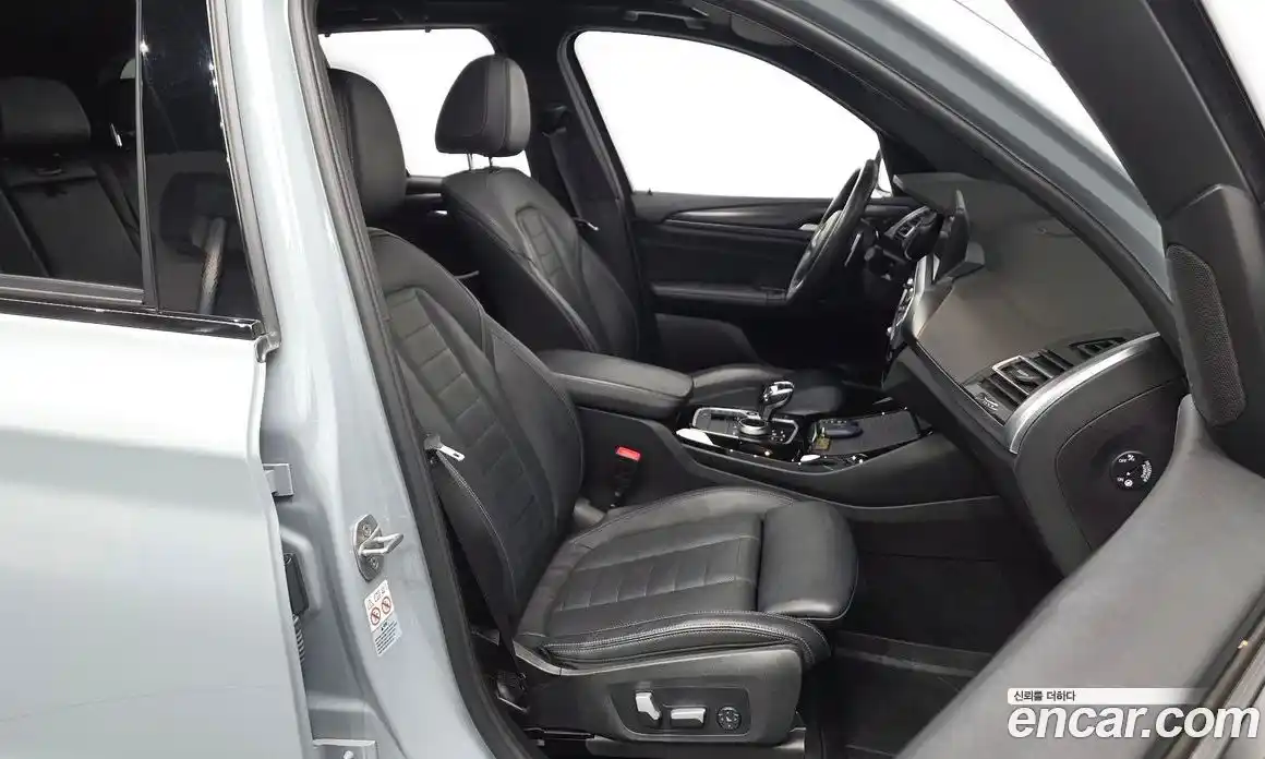 BMW X3 2022 2.0 автомат (гидро), фото 16