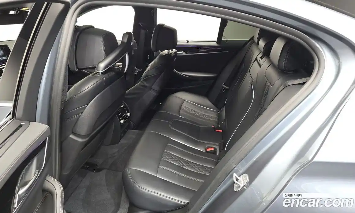 BMW 5 серия 2019 2.0 автомат (гидро), фото 17