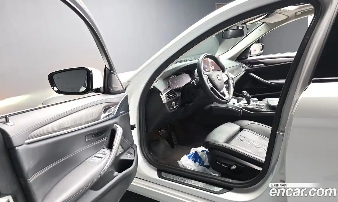 BMW 5 серия 2020 2.0 автомат (гидро), фото 13