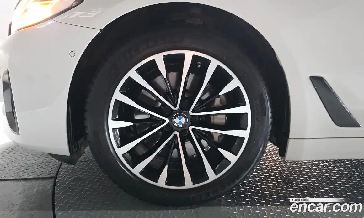 BMW 5 серия 2020 2.0 автомат (гидро), фото 5